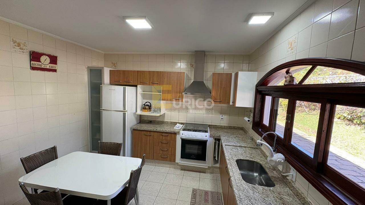 Casa em condomínio à venda no Condomínio Vista Alegre - Sede em Vinhedo/SP: 