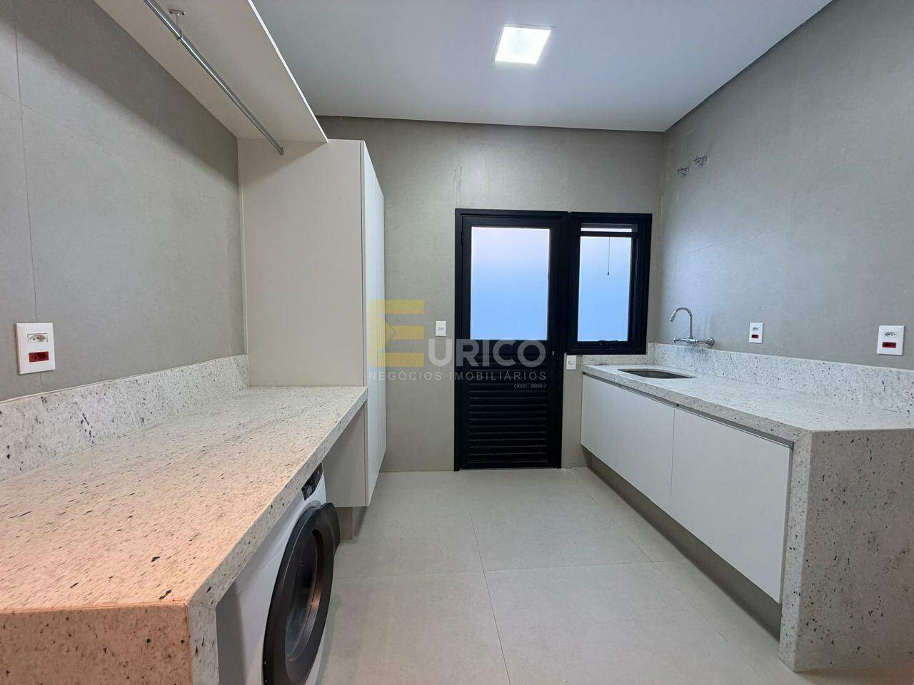 Casa em condomínio à venda no Condomínio Canto Del Bosco em Valinhos/SP: 