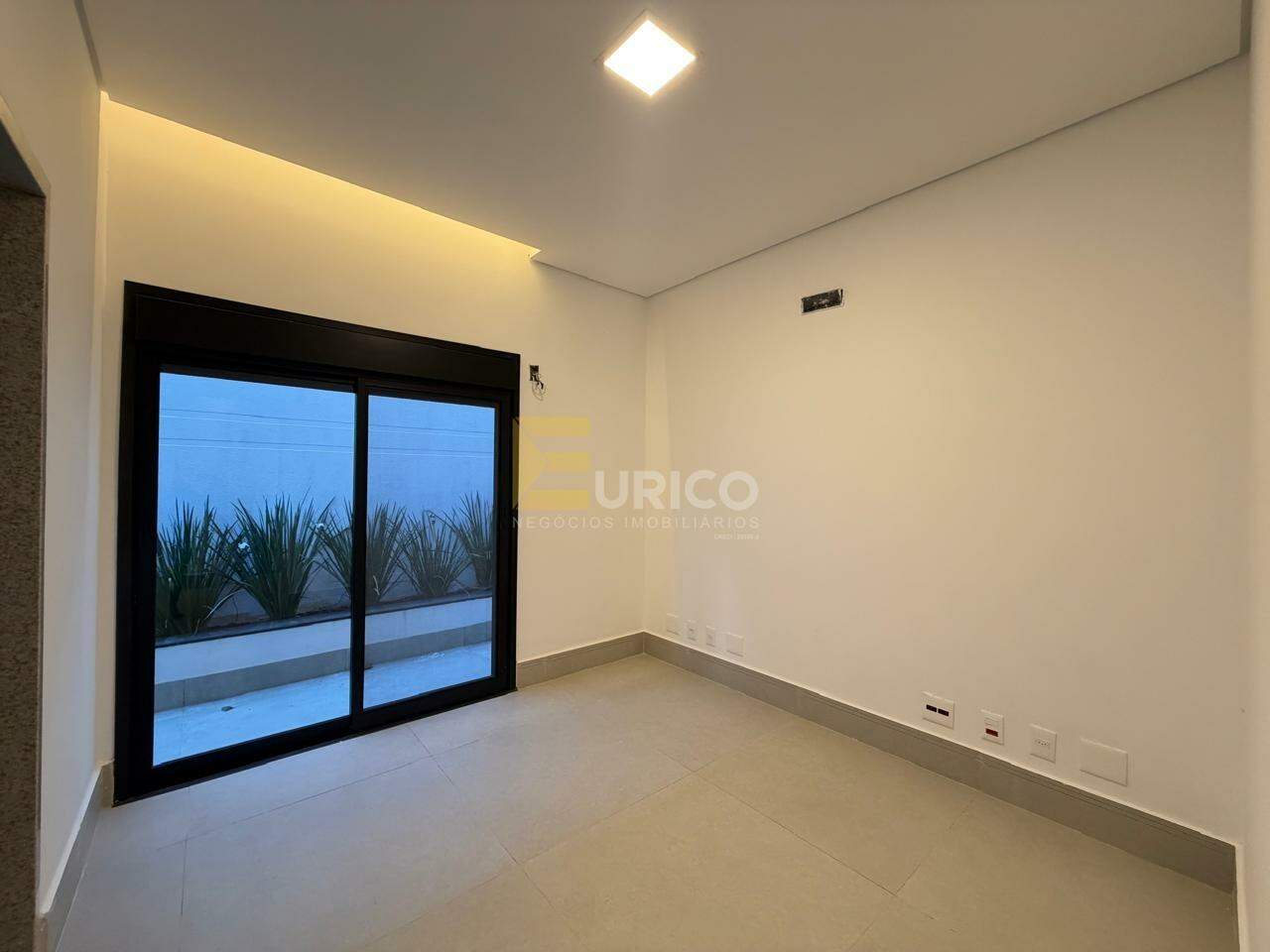 Casa em condomínio à venda no Condomínio Canto Del Bosco em Valinhos/SP: 