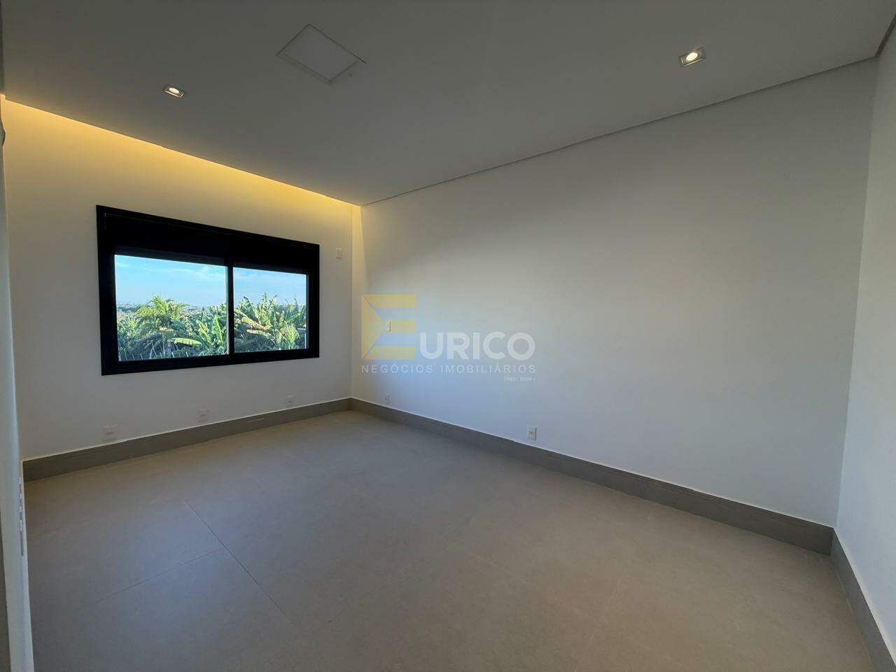 Casa em condomínio à venda no Condomínio Canto Del Bosco em Valinhos/SP: 