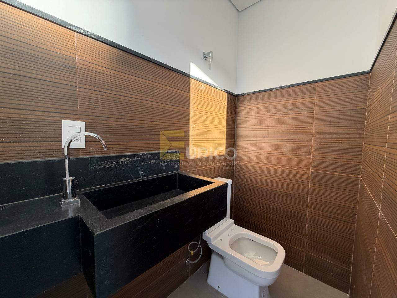 Casa em condomínio à venda no Condomínio Canto Del Bosco em Valinhos/SP: 