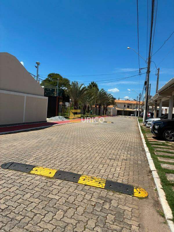 Casa em condomínio à venda no Bairro da Vossoroca em Sorocaba/SP: 