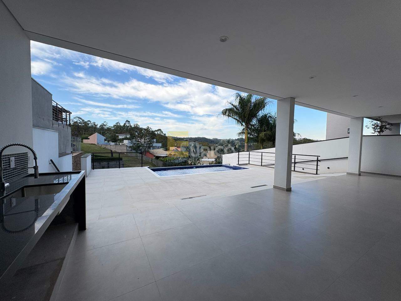 Casa em condomínio à venda no Condomínio Delle Stelle em Louveira/SP: 
