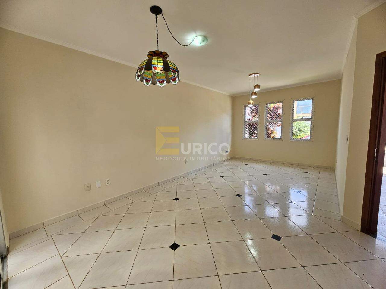 Casa em condomínio para aluguel no Condomínio Residencial Mirante do Lenheiro em Valinhos/SP: