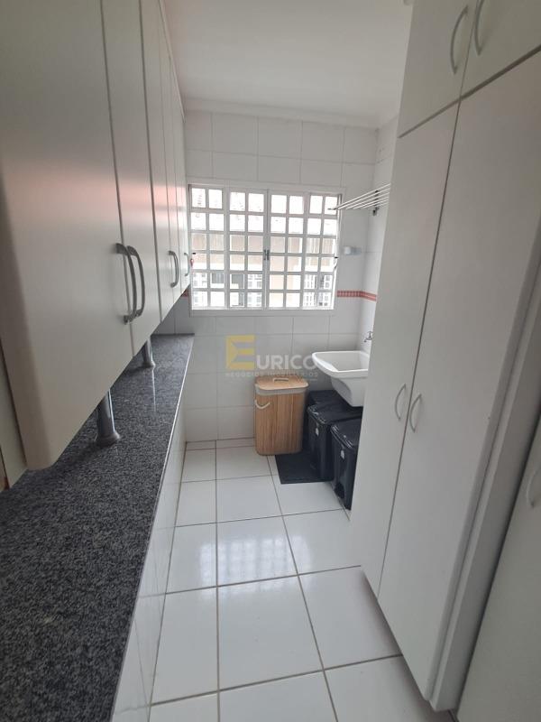 Cobertura à venda no Vila Planalto em Vinhedo/SP: Área Serviço