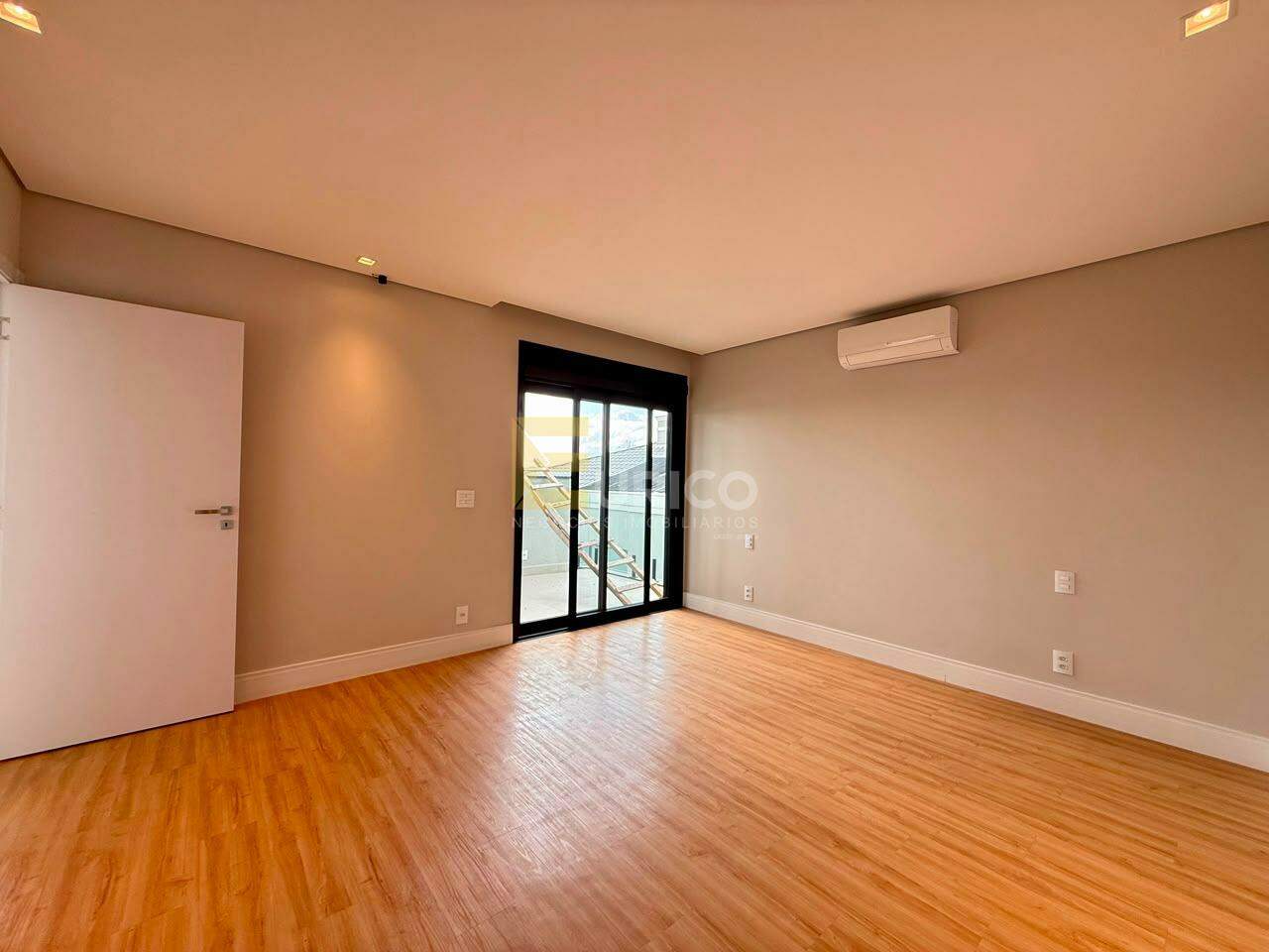 Casa em condomínio à venda no Condomínio Alphaville Dom Pedro 2 em Campinas/SP: 