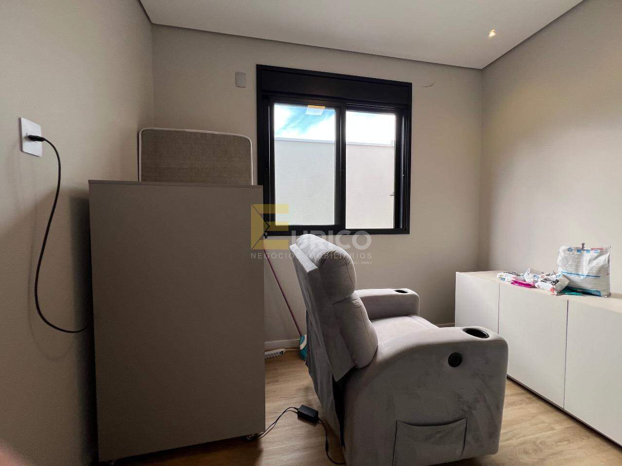 Casa em condomínio à venda no Condomínio Residencial Vivenda das Pitangueiras em Valinhos/SP: