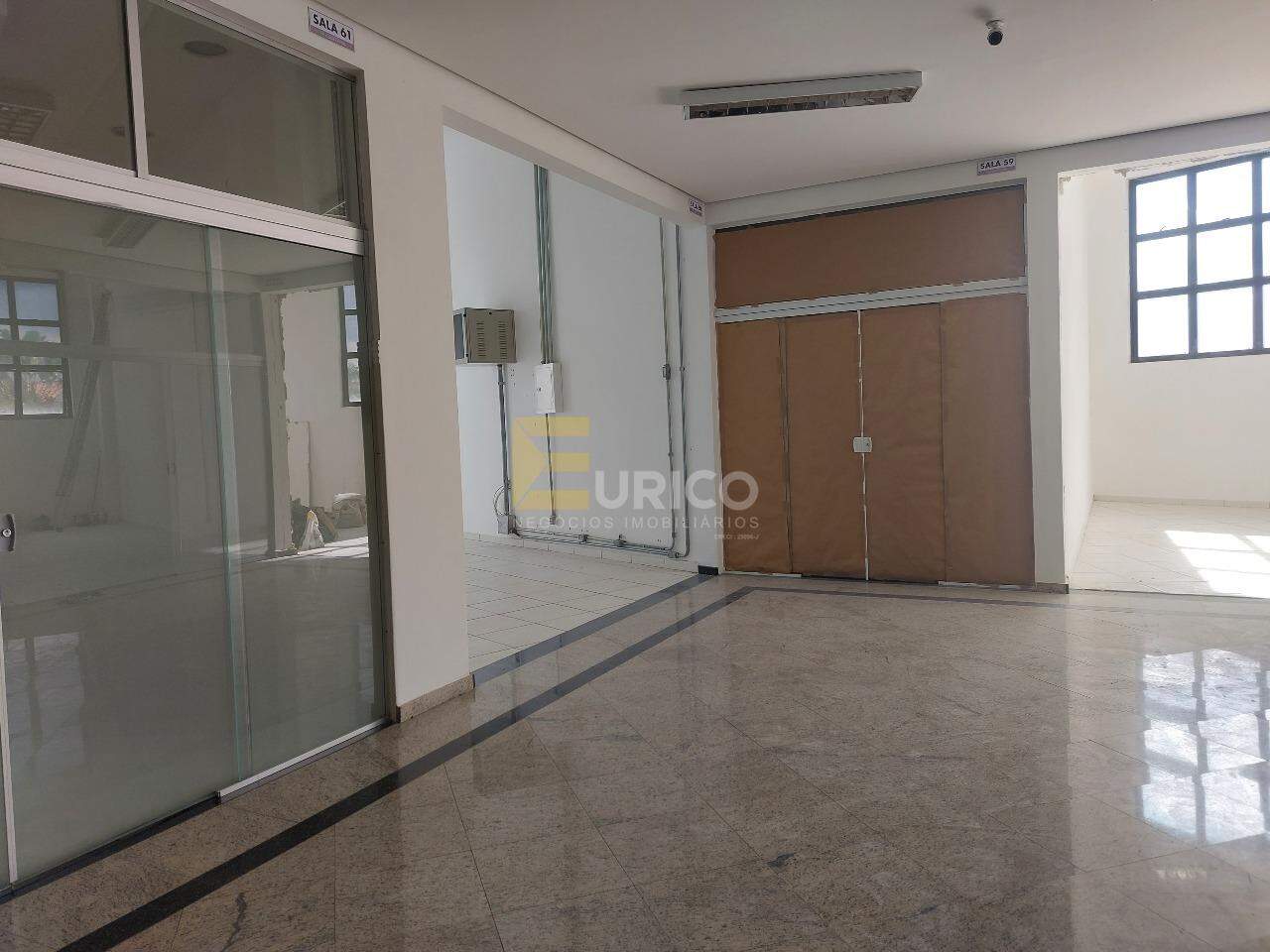 Sala para aluguel no Centro Comercial Caribe Center em Valinhos/SP: