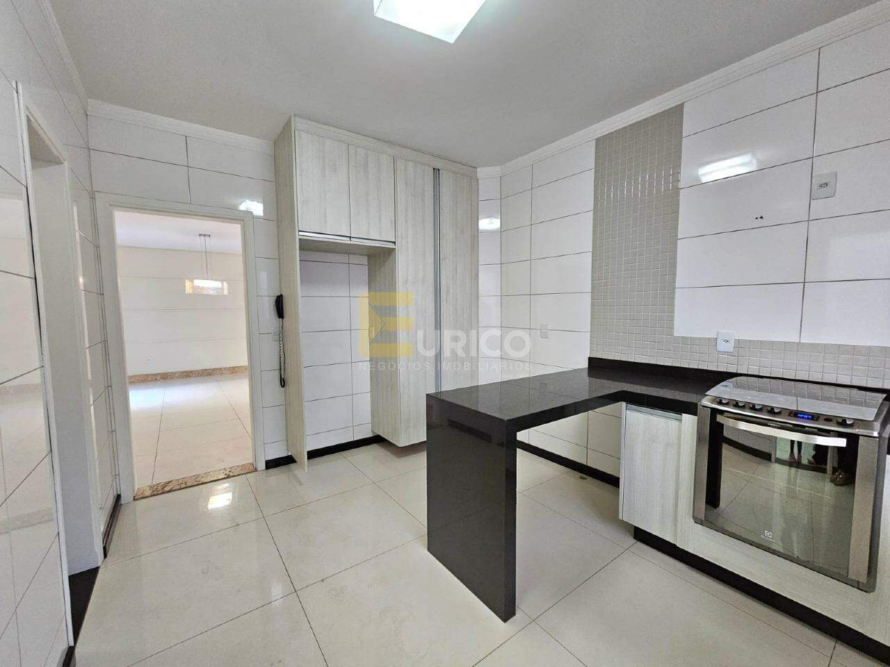 Casa em condomínio à venda no Condomínio Zurich Dorf em Valinhos/SP: 
