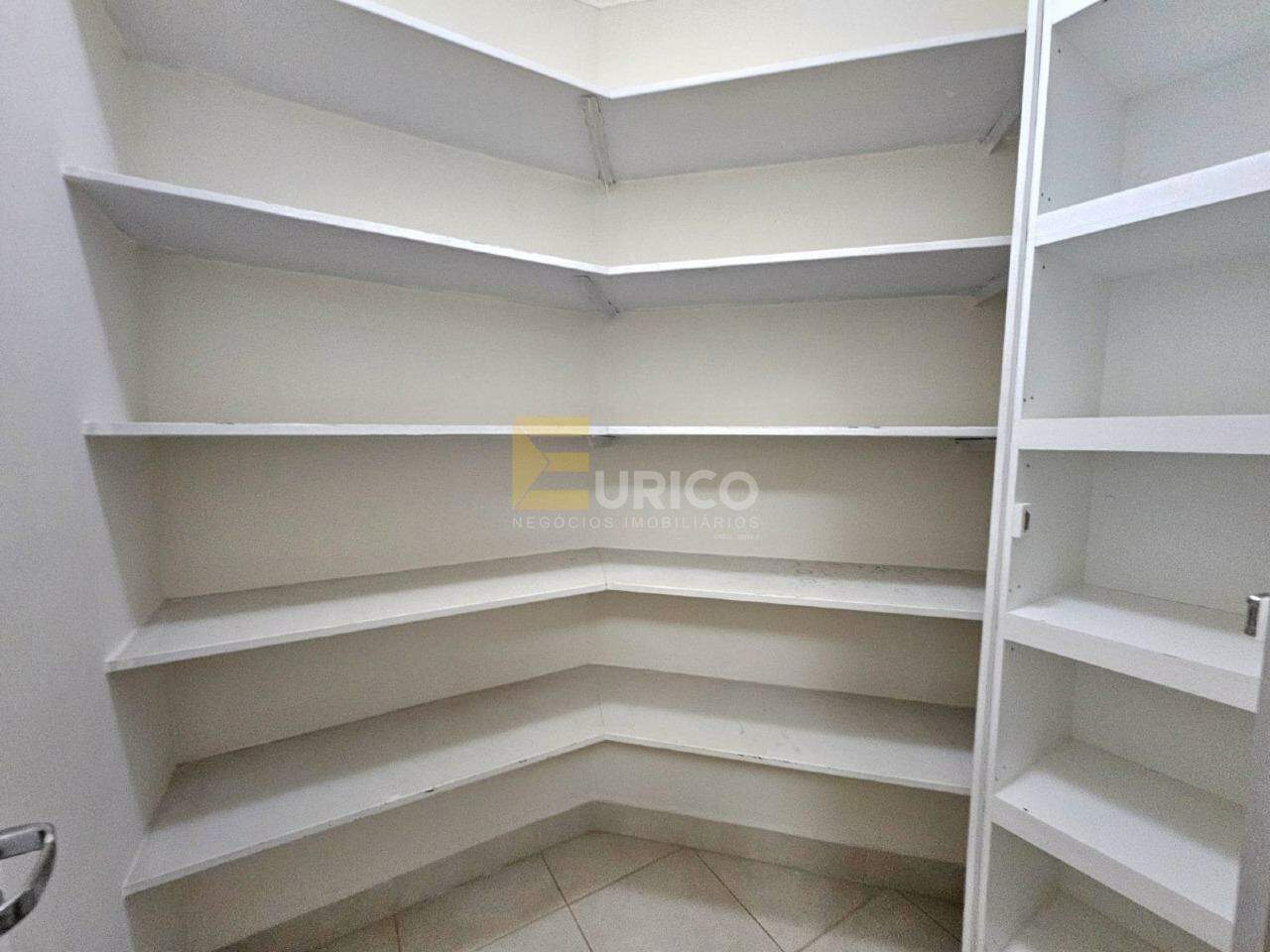Casa em condomínio à venda no Condomínio Zurich Dorf em Valinhos/SP: 