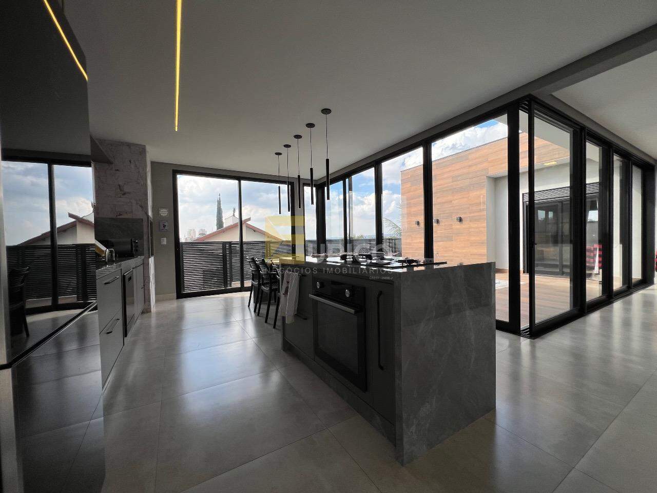 Casa em condomínio à venda no Condomínio Residencial Querência em Valinhos/SP: 