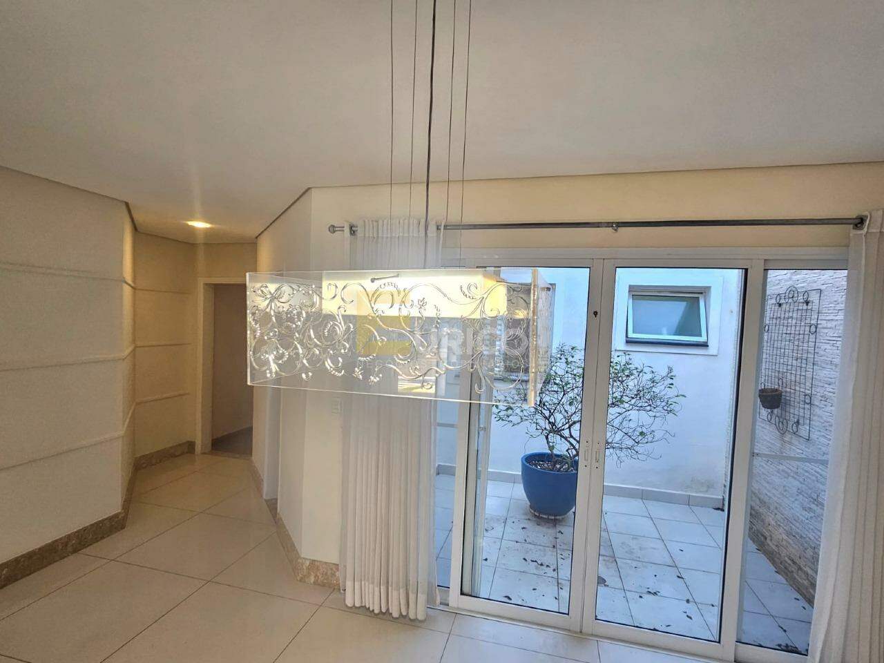 Casa em condomínio para aluguel no Condomínio Zurich Dorf em Valinhos/SP: