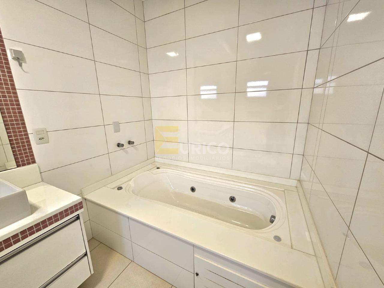 Casa em condomínio para aluguel no Condomínio Zurich Dorf em Valinhos/SP:
