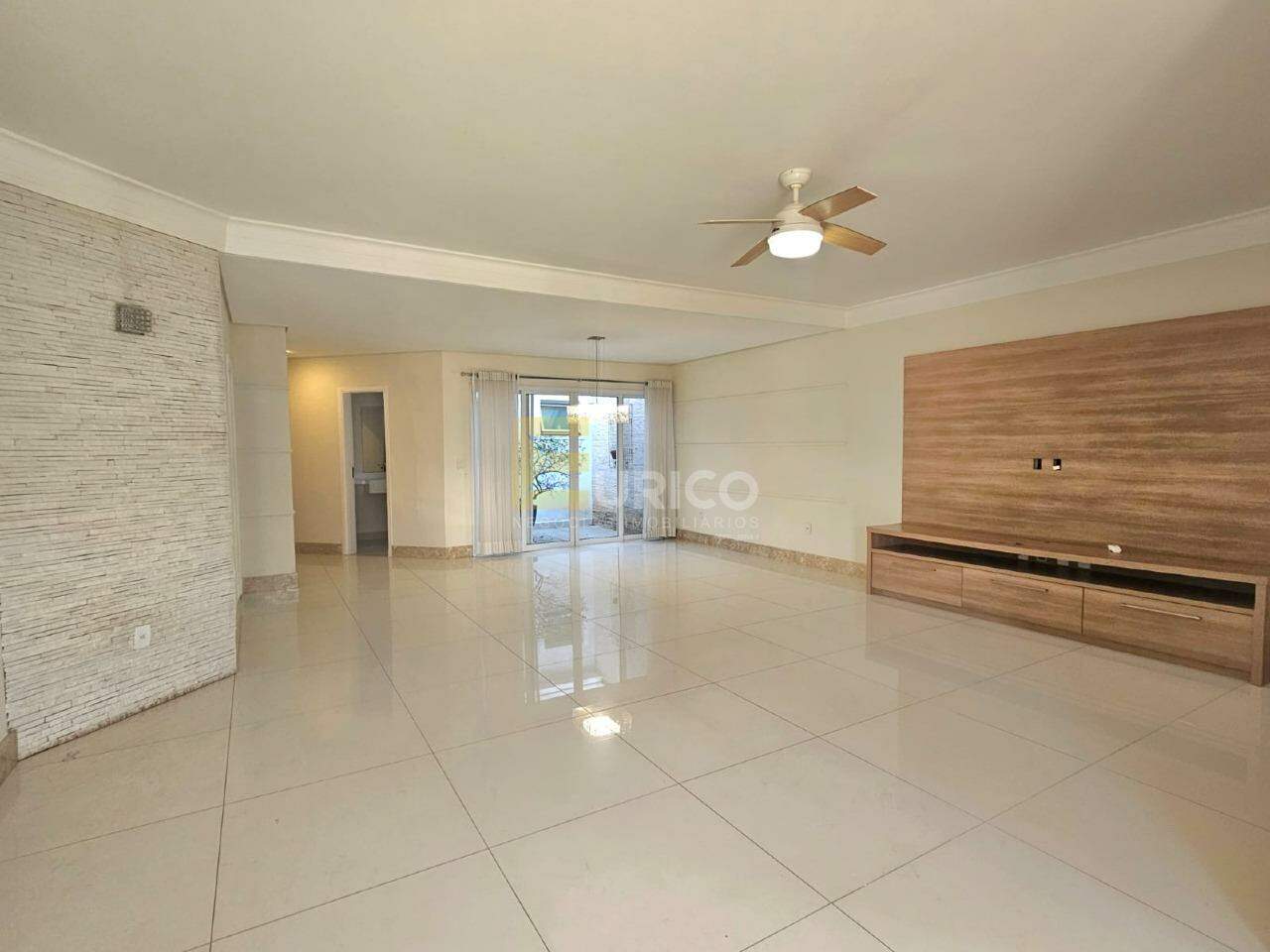 Casa em condomínio para aluguel no Condomínio Zurich Dorf em Valinhos/SP: