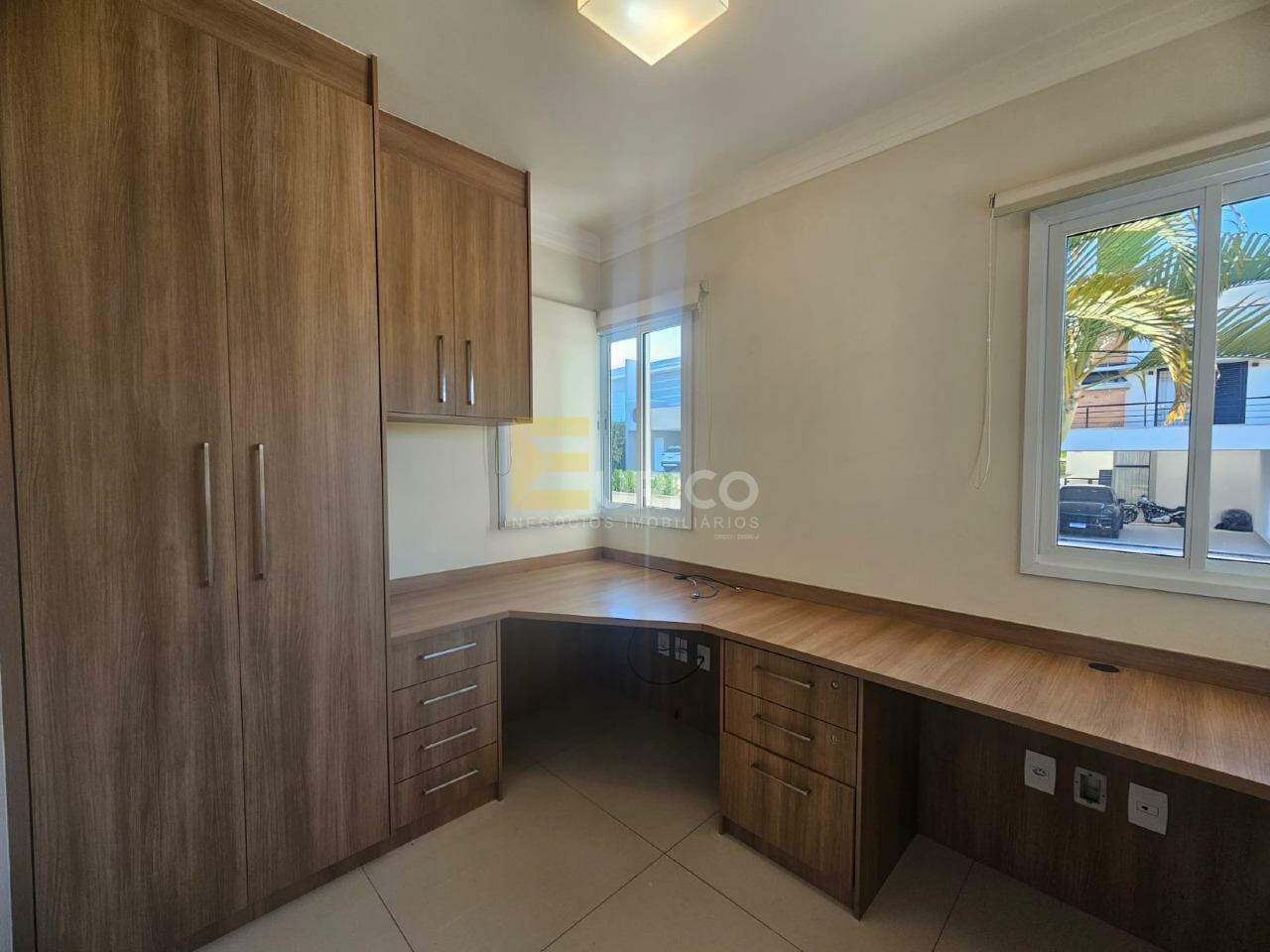 Casa em condomínio para aluguel no Condomínio Zurich Dorf em Valinhos/SP: