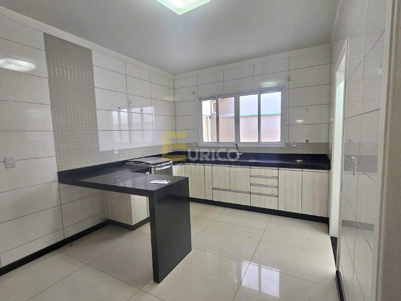 Casa em condomínio para aluguel no Condomínio Zurich Dorf em Valinhos/SP:
