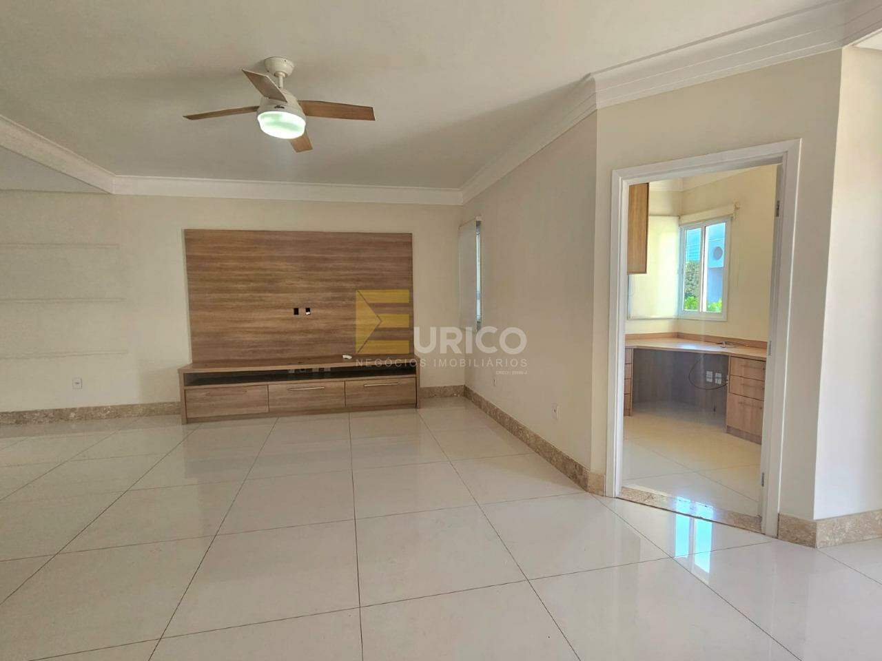 Casa em condomínio para aluguel no Condomínio Zurich Dorf em Valinhos/SP: