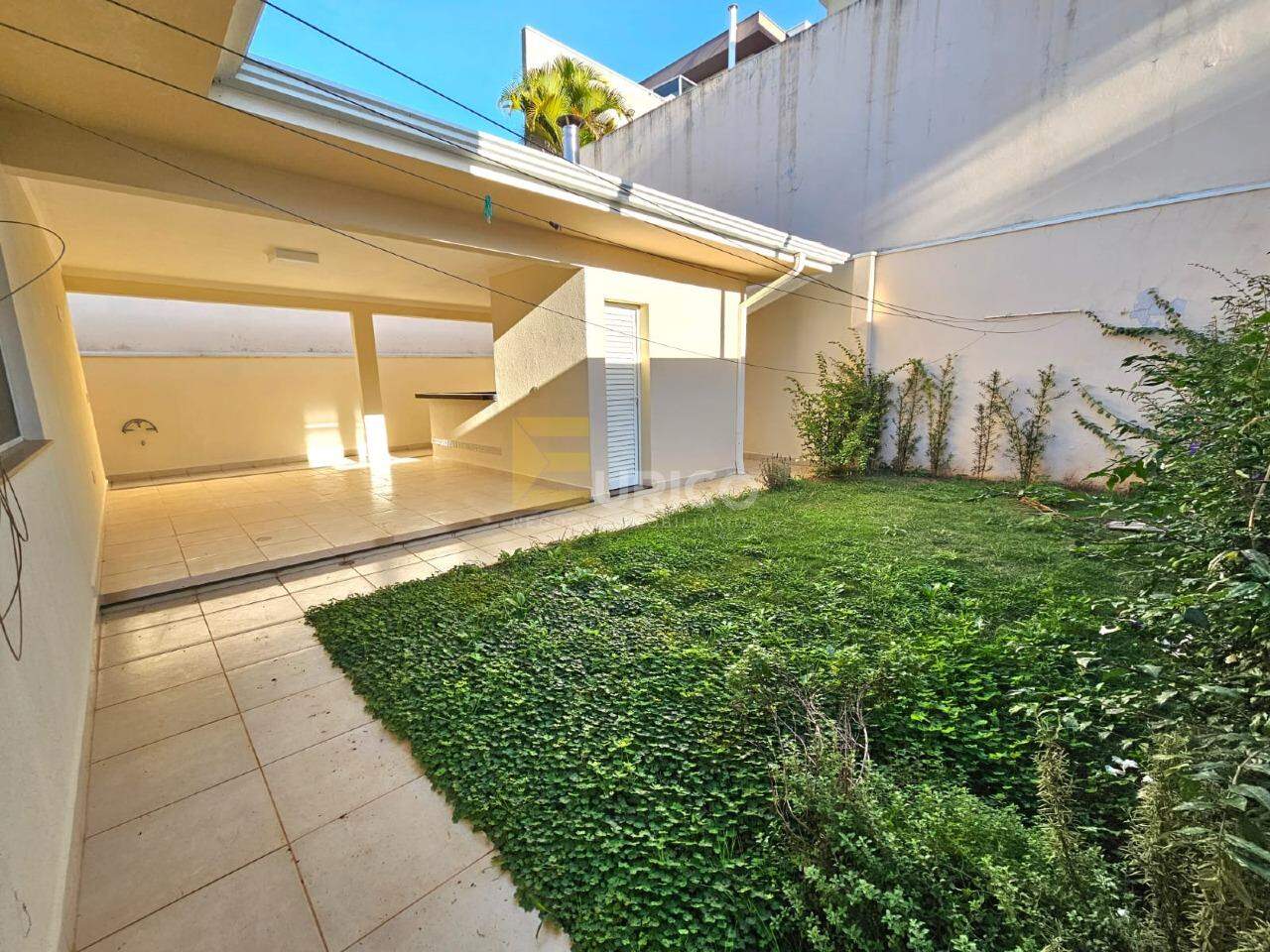 Casa em condomínio para aluguel no Condomínio Zurich Dorf em Valinhos/SP: