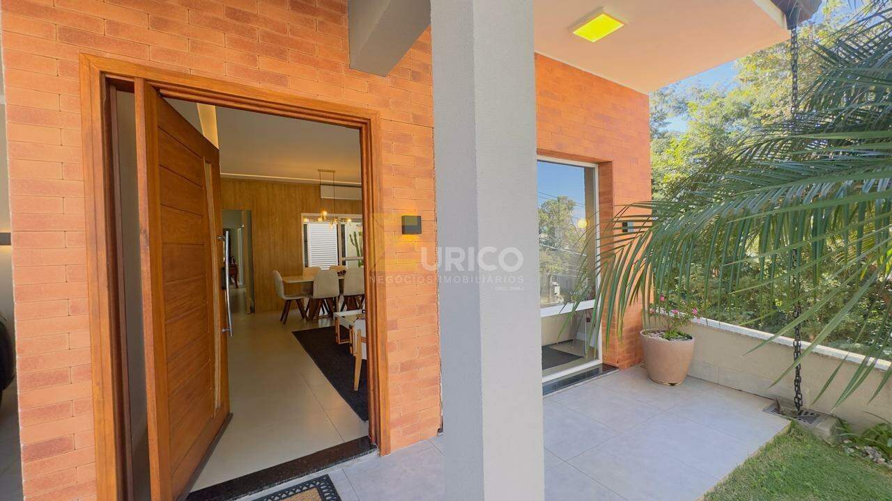 Casa em condomínio à venda no Condomínio Flor da Serra em Valinhos/SP: 