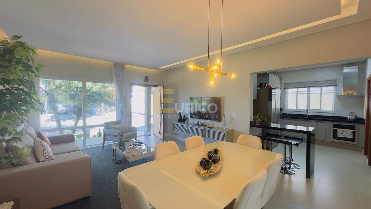 Casa em condomínio à venda no Condomínio Flor da Serra em Valinhos/SP: 