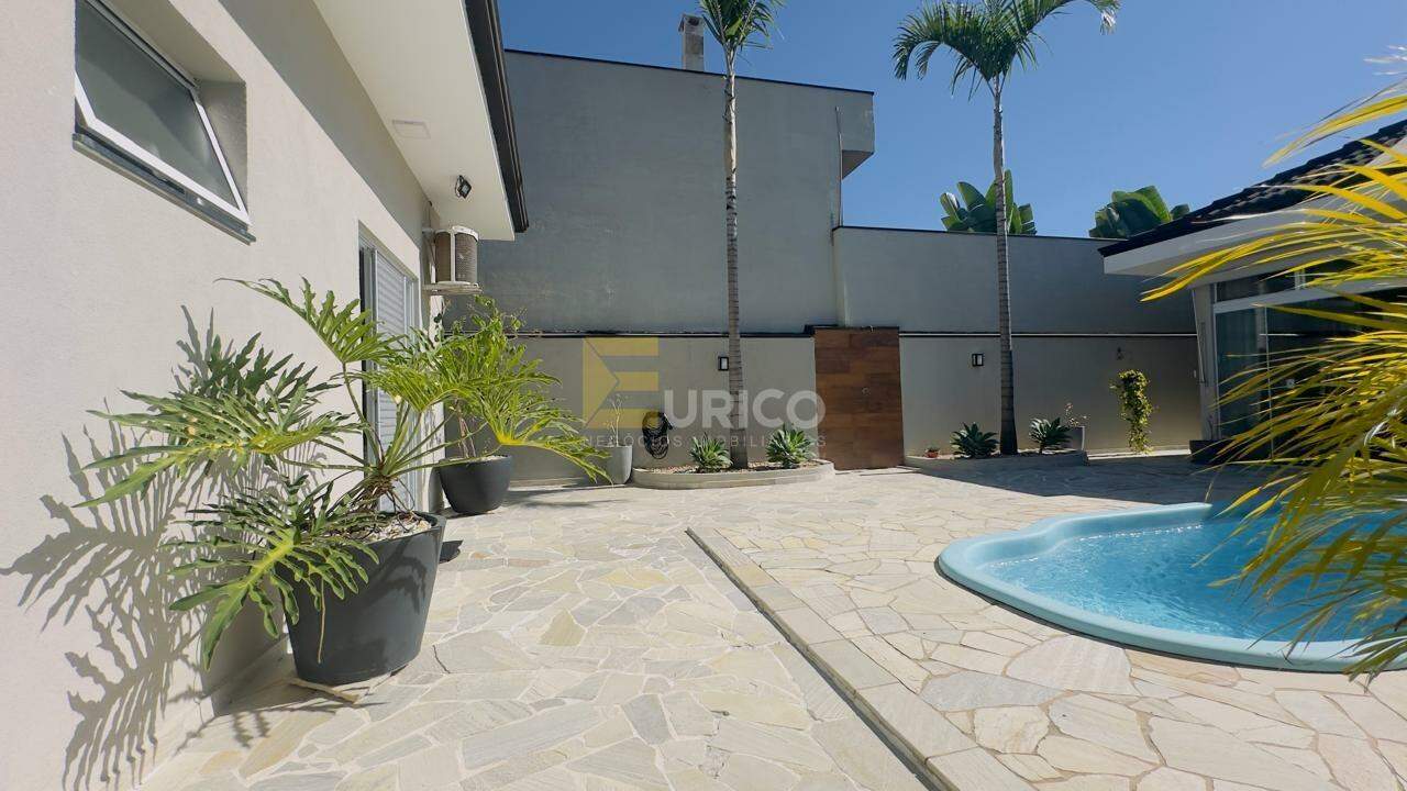 Casa em condomínio à venda no Condomínio Flor da Serra em Valinhos/SP: 