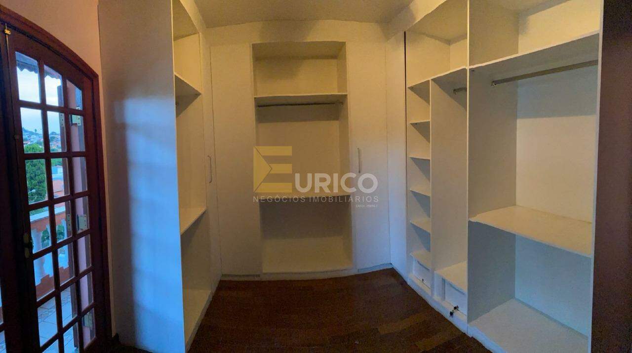 Casa à venda no Jardim Santa Adelaide em Jundiaí/SP: