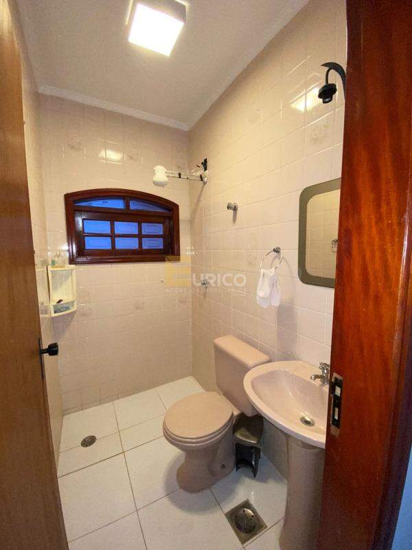 Casa à venda no Jardim Santa Adelaide em Jundiaí/SP: