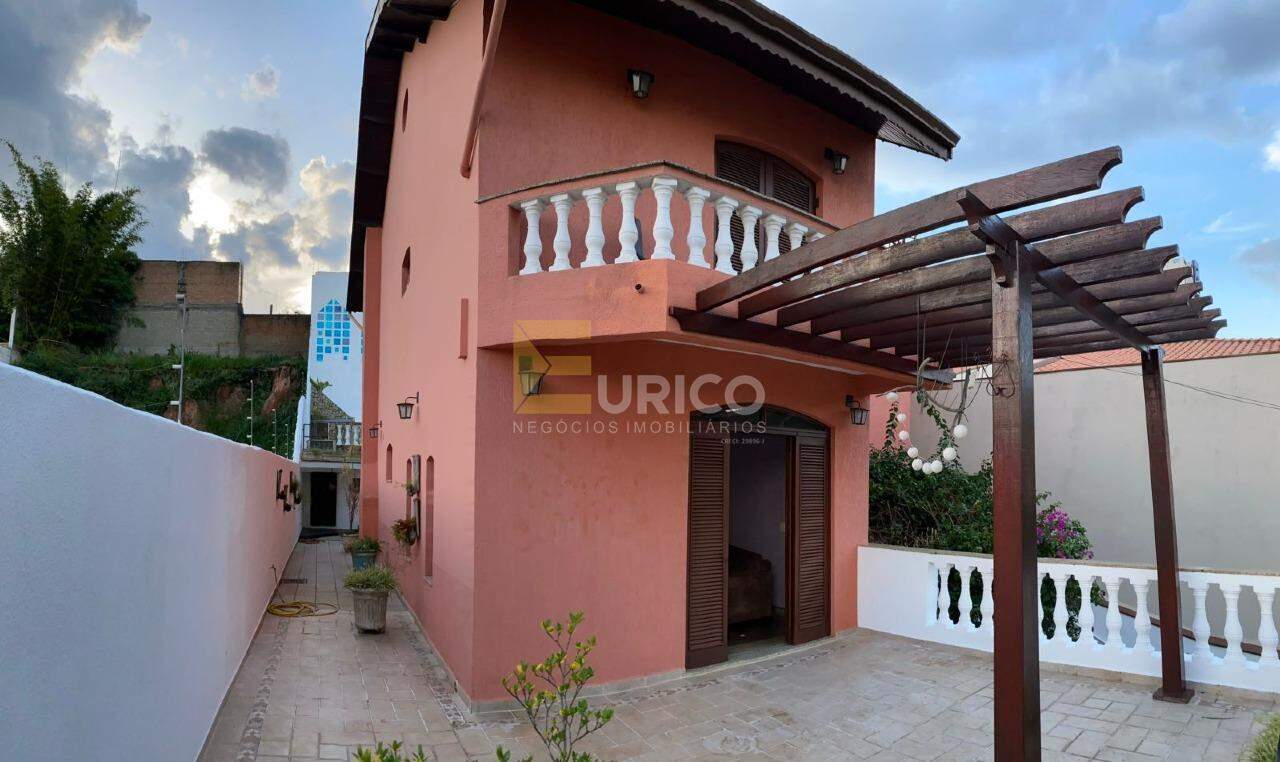 Casa à venda no Jardim Santa Adelaide em Jundiaí/SP: