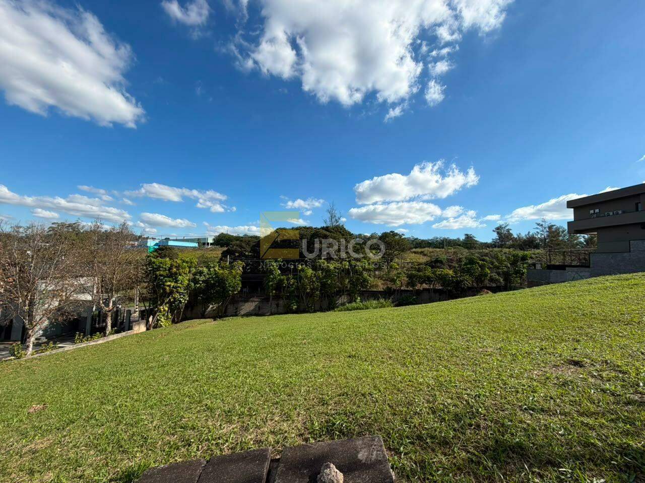 Terreno em Condomínio à venda no Condomínio Villa Lombarda em Valinhos/SP: 