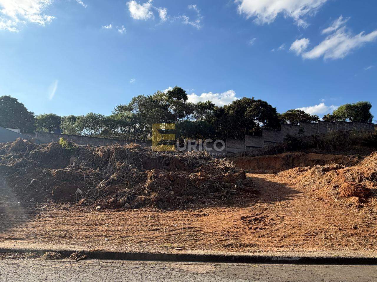 Terreno à venda no Jardim Nova Espírito Santo em Valinhos/SP: