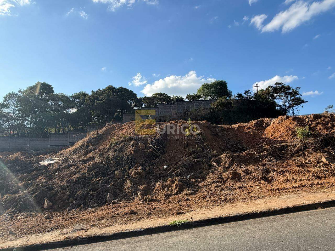 Terreno à venda no Jardim Nova Espírito Santo em Valinhos/SP: