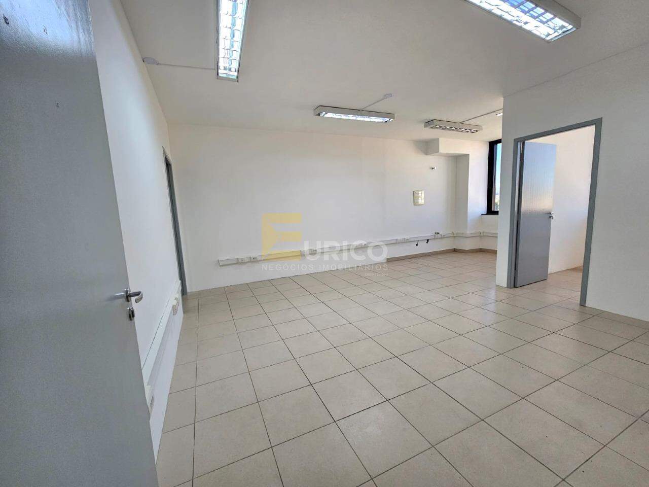 Sala para aluguel no Centro Empresarial Ellopar em Valinhos/SP: