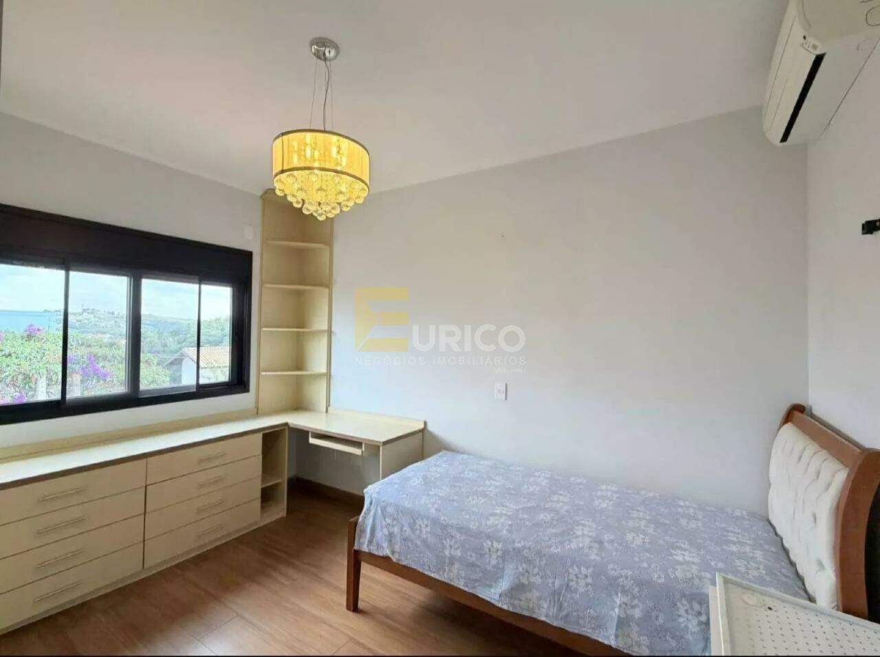 Casa em condomínio para aluguel no Condomínio Vivenda das Quaresmeiras em Valinhos/SP: 