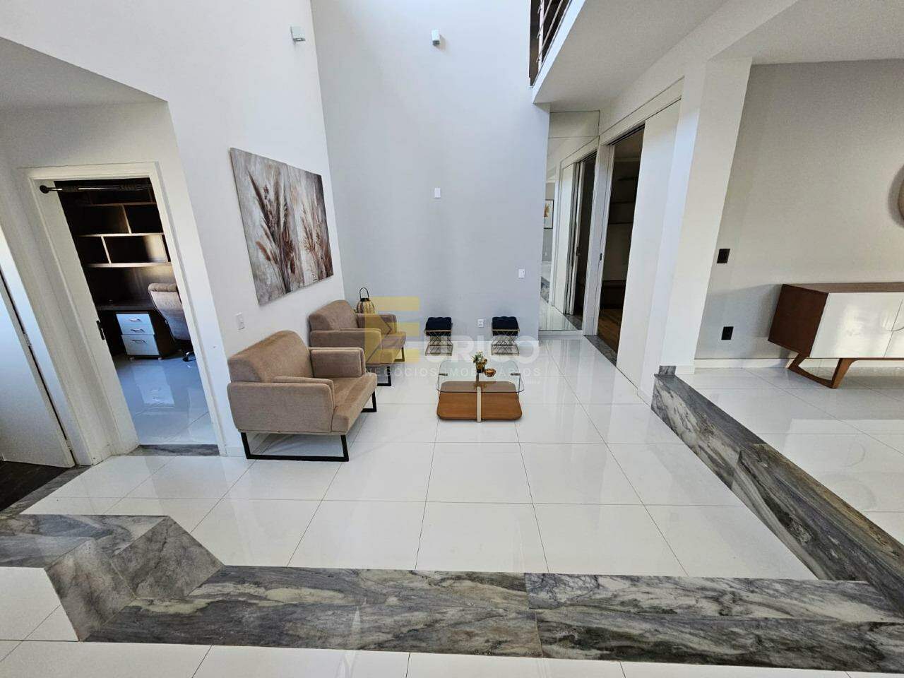 Casa em condomínio para aluguel no Condomínio Vivenda das Quaresmeiras em Valinhos/SP: 