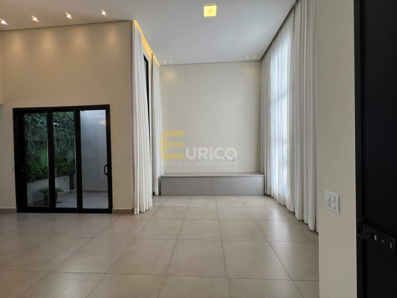 Casa em condomínio à venda no Condomínio Residencial Vivenda das Pitangueiras em Valinhos/SP: 