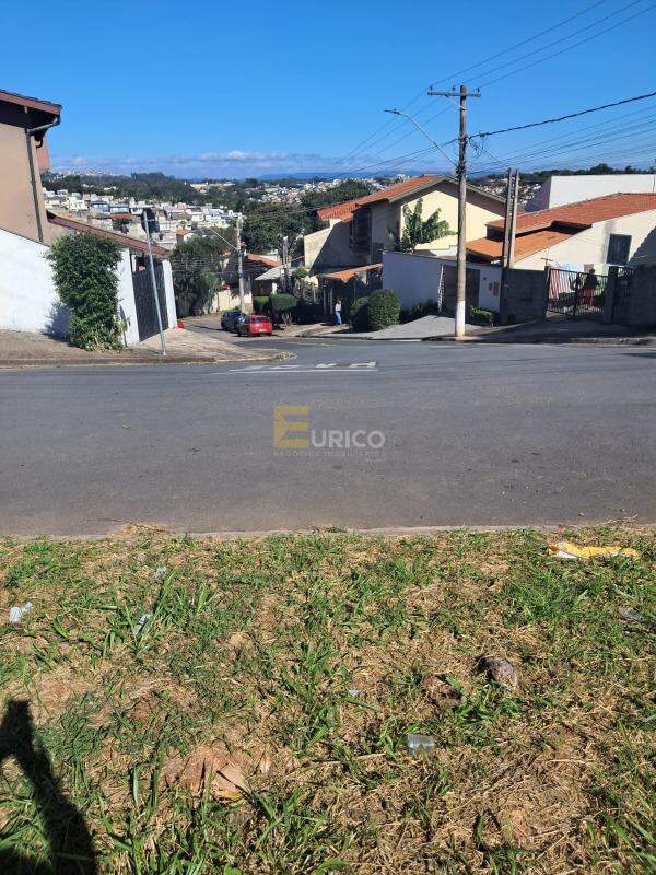 Terreno à venda no Bosque em Vinhedo/SP: 