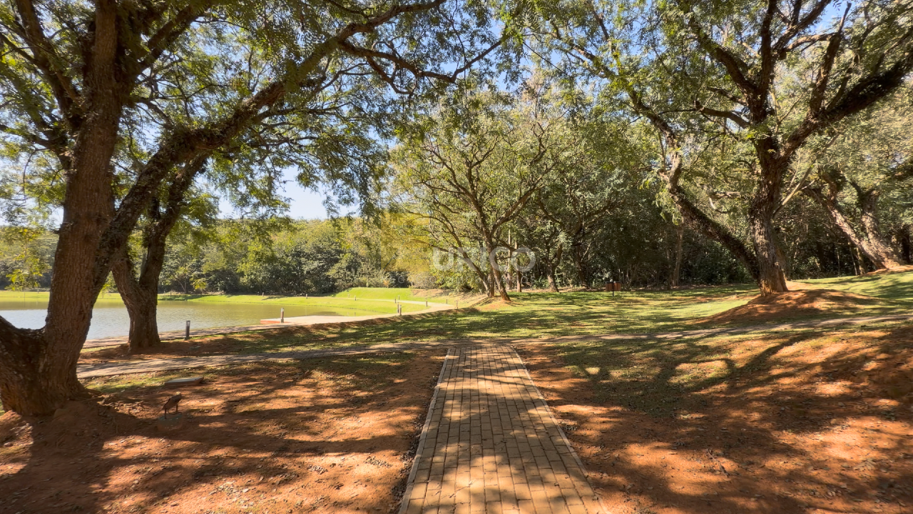 Casa em condomínio à venda no Condomínio Arboretum em Vinhedo/SP: