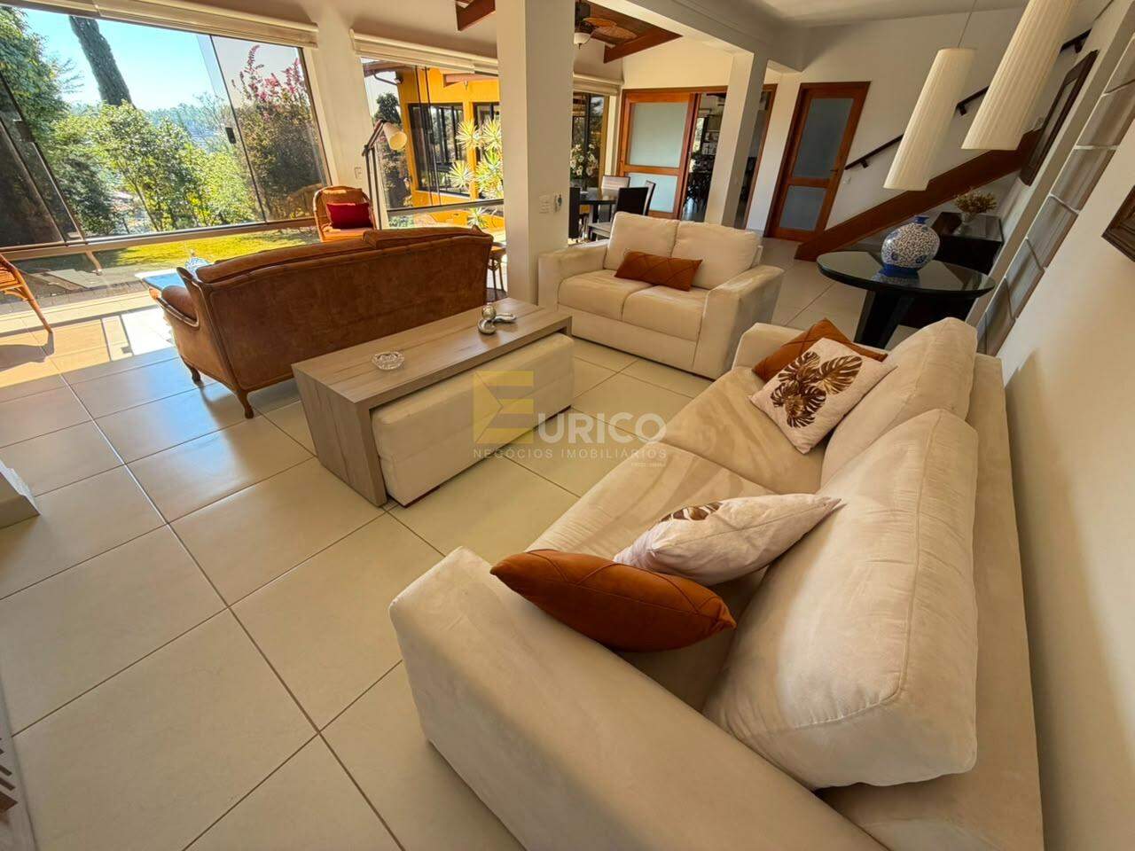 Casa em condomínio à venda no Condomínio Estância Marambaia em Vinhedo/SP: