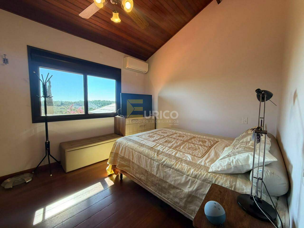 Casa em condomínio à venda no Condomínio Estância Marambaia em Vinhedo/SP: