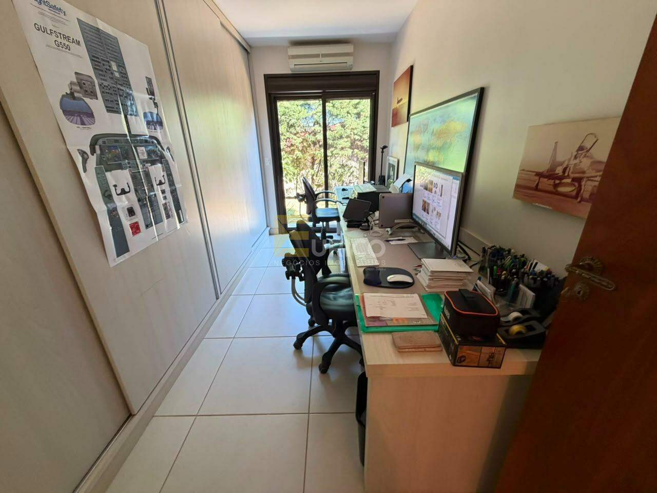 Casa em condomínio à venda no Condomínio Estância Marambaia em Vinhedo/SP: