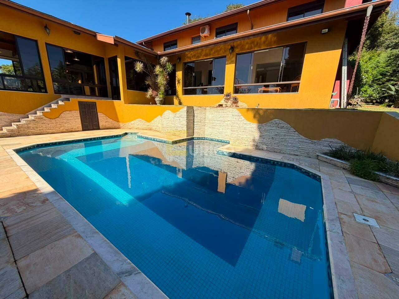 Casa em condomínio à venda no Condomínio Estância Marambaia em Vinhedo/SP: