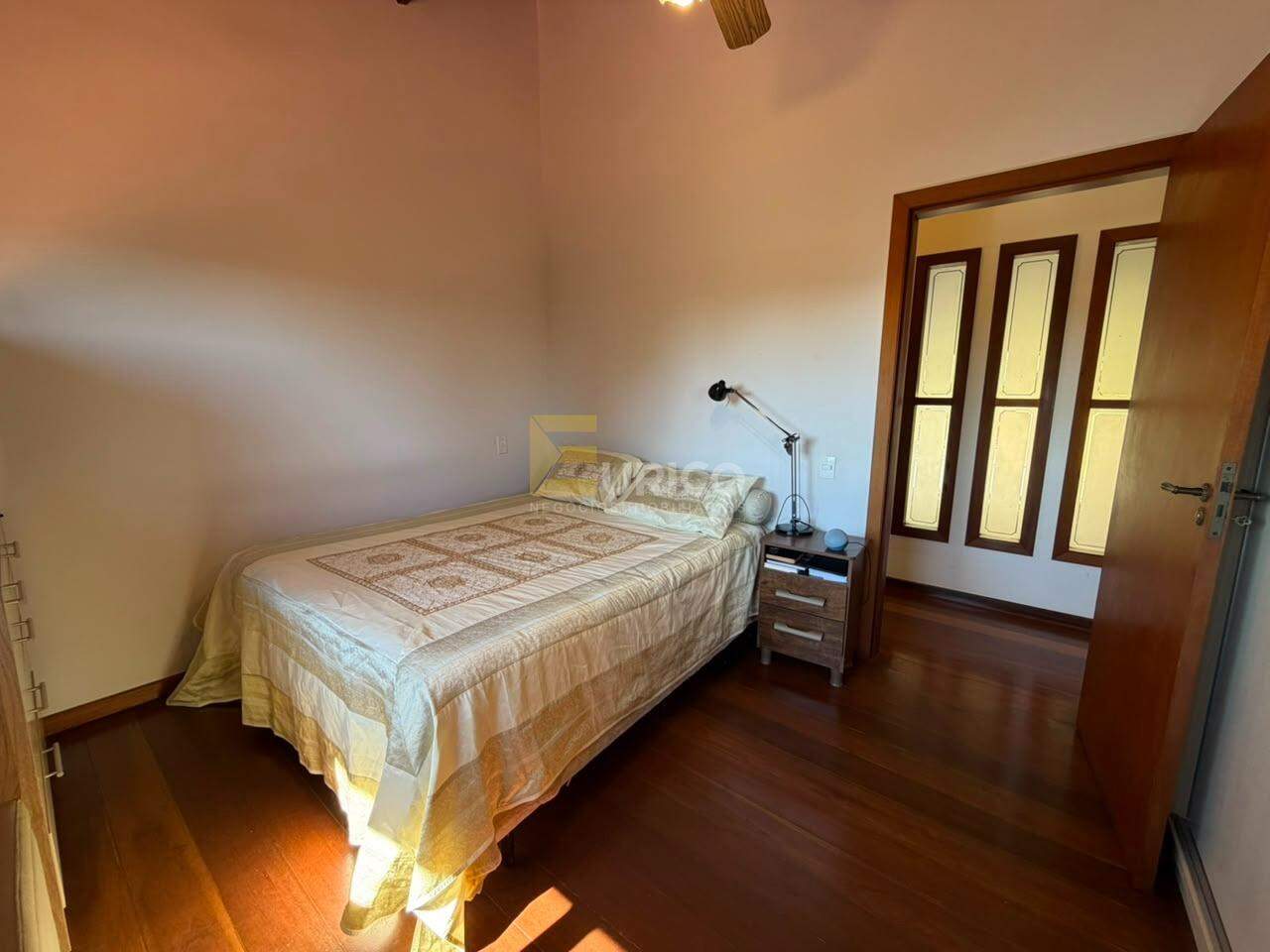 Casa em condomínio à venda no Condomínio Estância Marambaia em Vinhedo/SP: