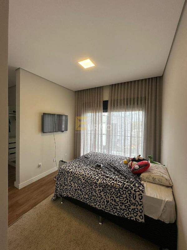 Casa em condomínio à venda no Residencial Vivenda das Pitangueiras em Valinhos/SP: