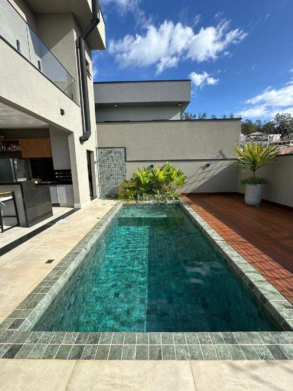 Casa em condomínio à venda no Residencial Vivenda das Pitangueiras em Valinhos/SP: