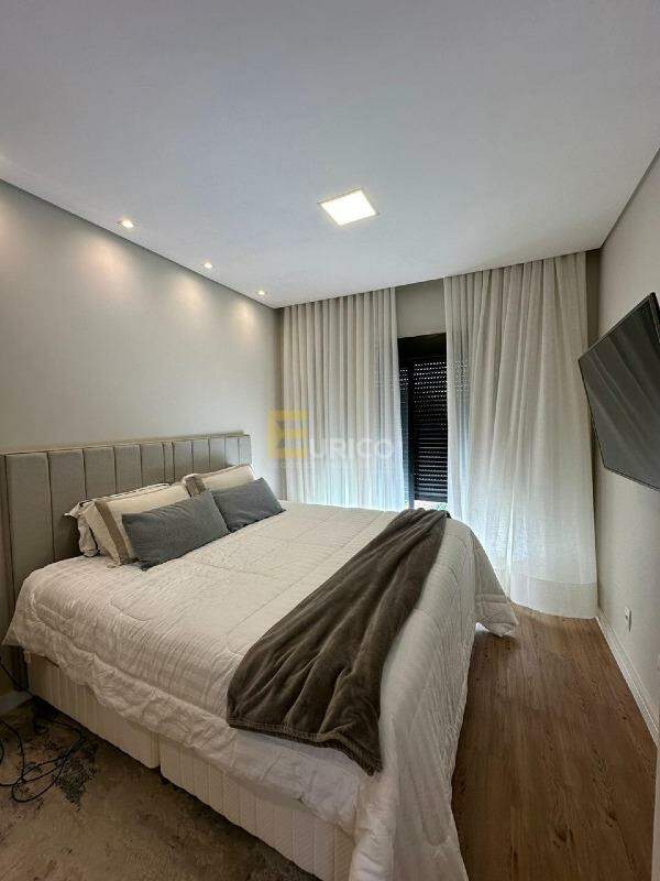 Casa em condomínio à venda no Residencial Vivenda das Pitangueiras em Valinhos/SP: