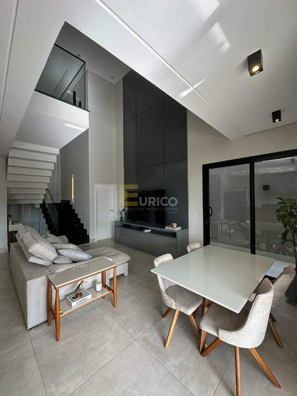 Casa em condomínio à venda no Residencial Vivenda das Pitangueiras em Valinhos/SP: