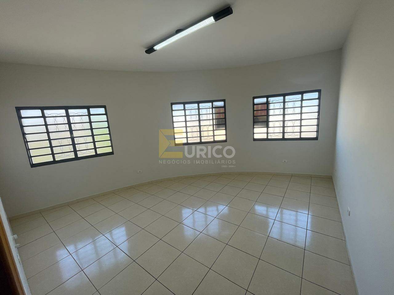 Sala para aluguel no LOTEAMENTO RESIDENCIAL SANTA GERTRUDES em Valinhos/SP: 