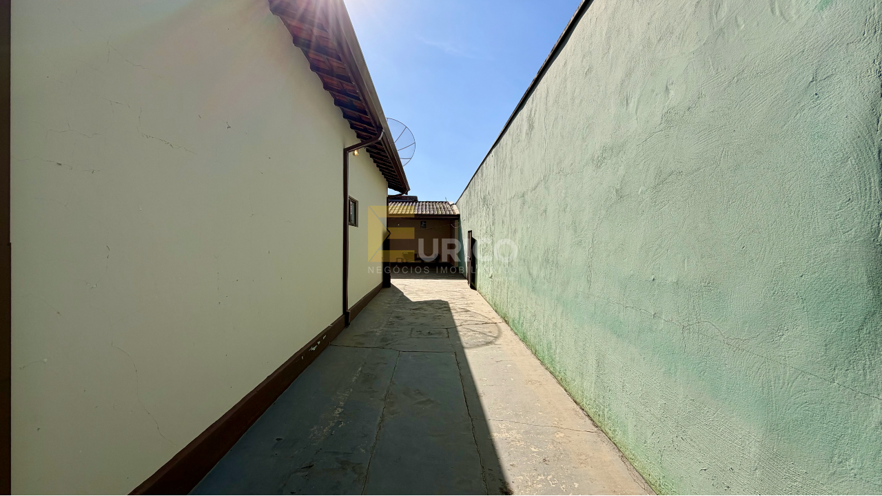 Casa à venda no Centro em Vinhedo/SP: 