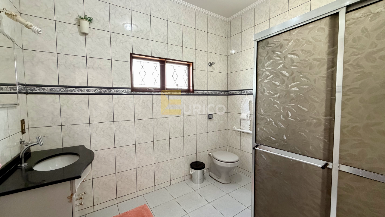 Casa à venda no Centro em Vinhedo/SP: 