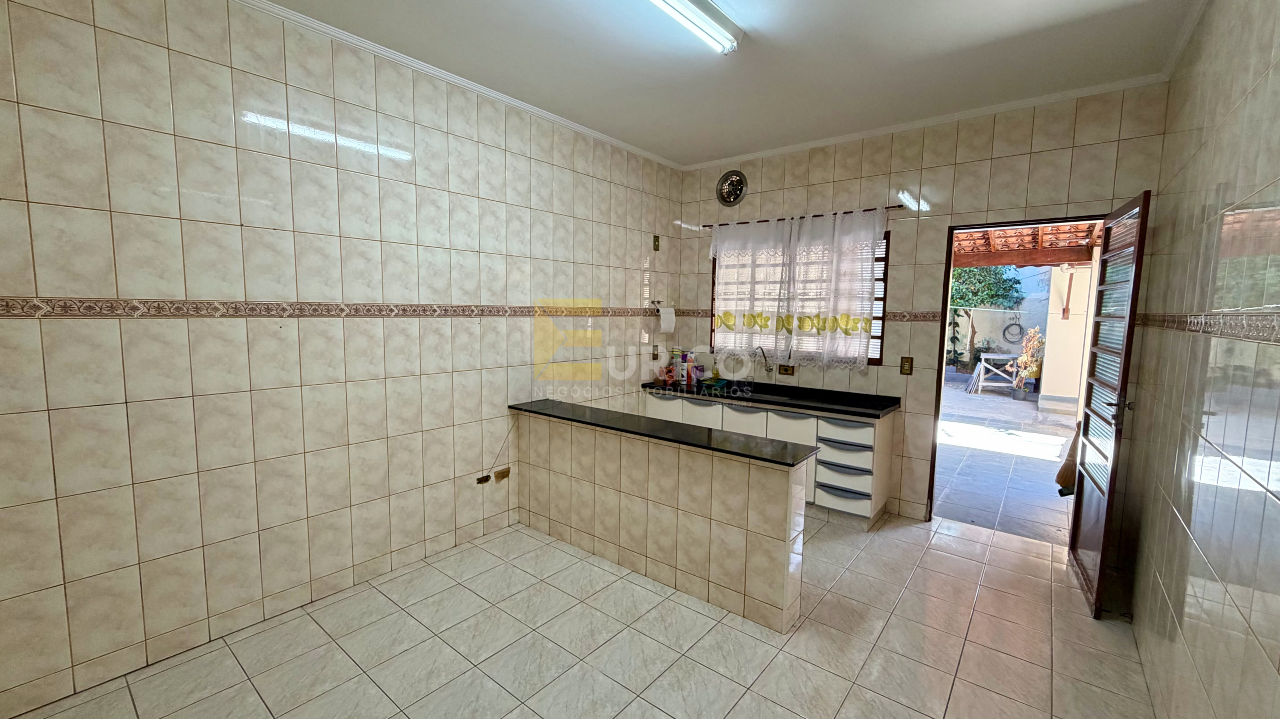 Casa à venda no Centro em Vinhedo/SP: 